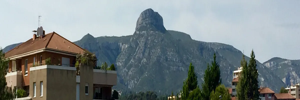 Image Installation borne de recharge Aubagne