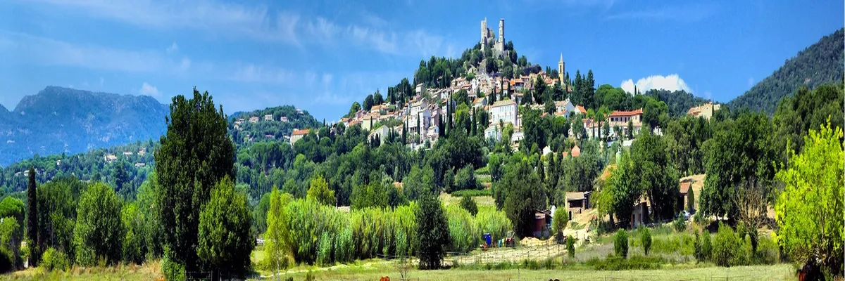 Image Installation borne de recharge Grimaud