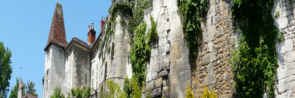 Image Installation borne de recharge Périgueux