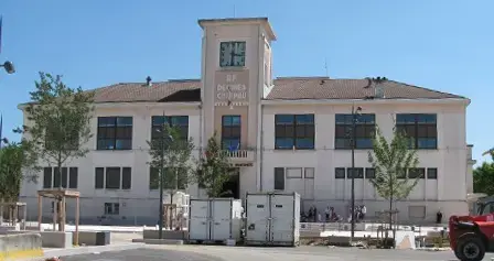 Borne de Recharge Auto Installation borne de recharge Décines-Charpieu