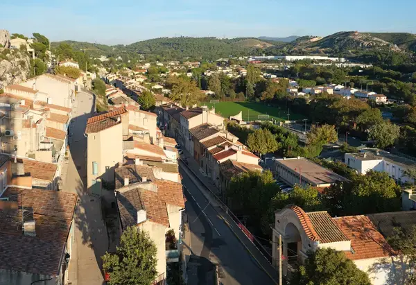 Borne de Recharge Auto Installation borne de recharge Les Pennes-Mirabeau