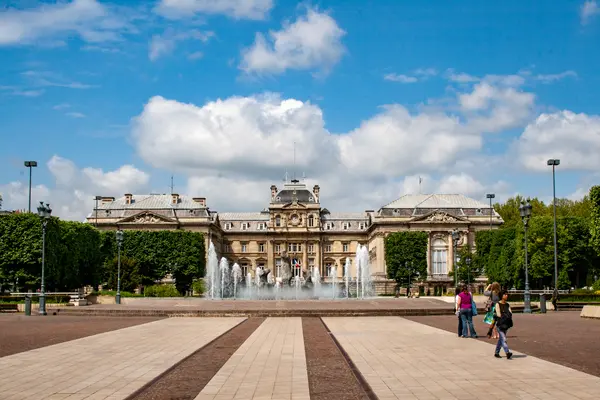 Borne de Recharge Auto Installation borne de recharge Nord